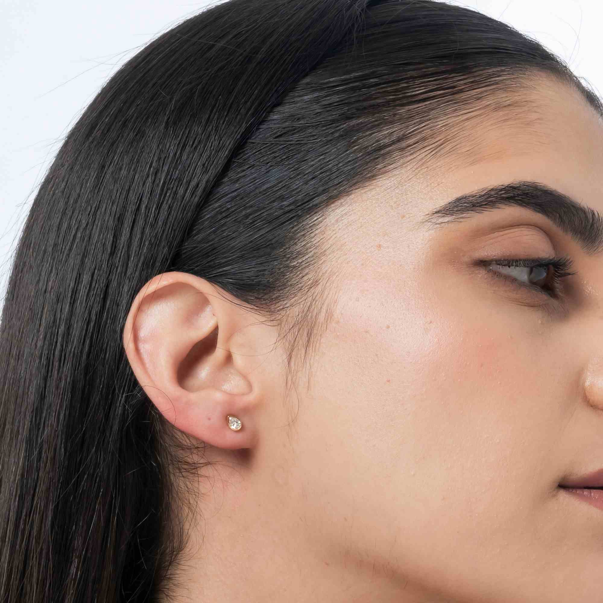 Clara Pear Stud