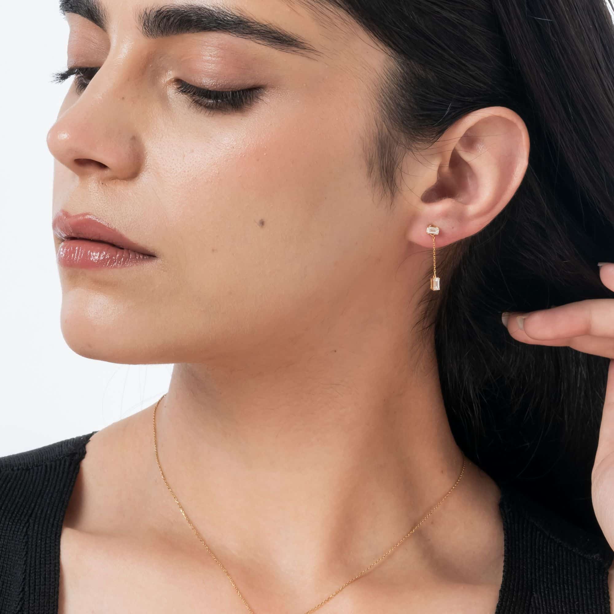 Vera Emerald Stud